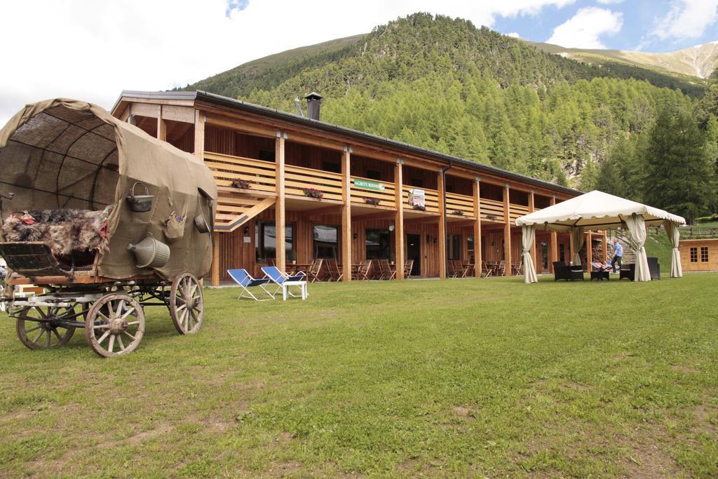 La Tresenda Hotel And Mountain Farm リヴィーニョ エクステリア 写真