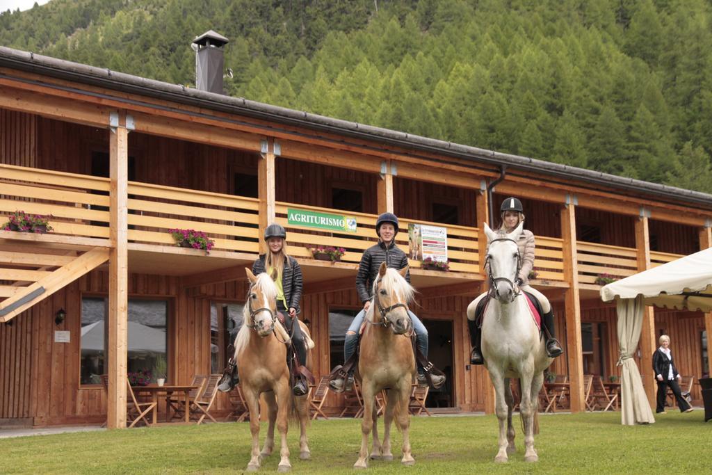 La Tresenda Hotel And Mountain Farm リヴィーニョ エクステリア 写真