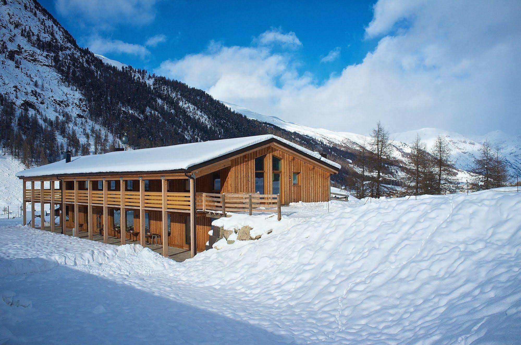 La Tresenda Hotel And Mountain Farm リヴィーニョ エクステリア 写真